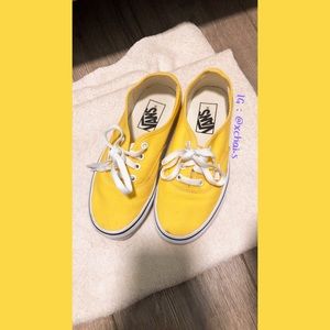 Vans • Vibrant Yellow AUTHENTIC Vans
